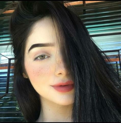 Ingrid Biancchi (@IngridBiancchi) .